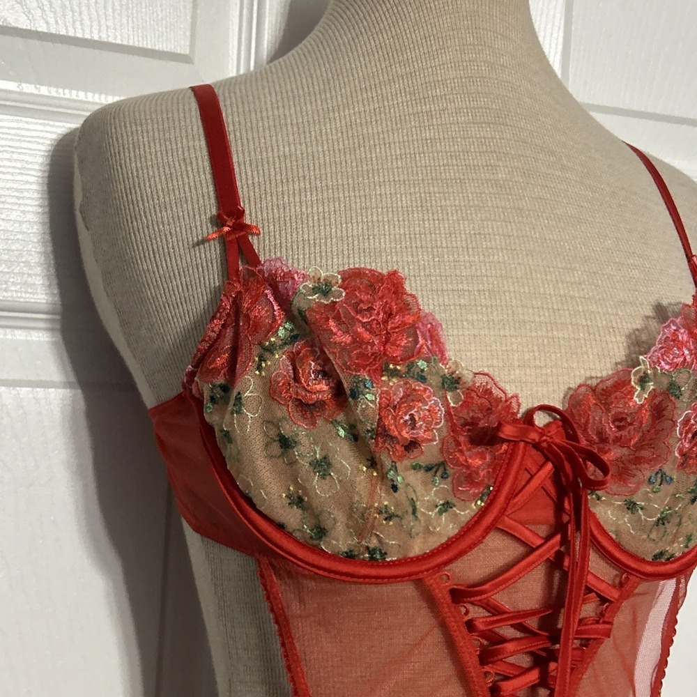 Victoria's Secret Very Sexy Wicked Unlined Floral Embroidery Red Medium - Picture 5 of 12